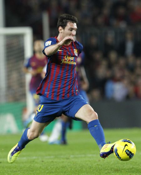 上半场太拉！唐斯14中6空砍24分8篮板3助攻