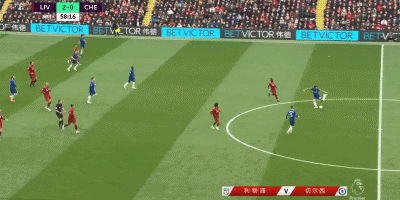 西亚卡姆和杰克逊半场均得分上双，二人合砍27分