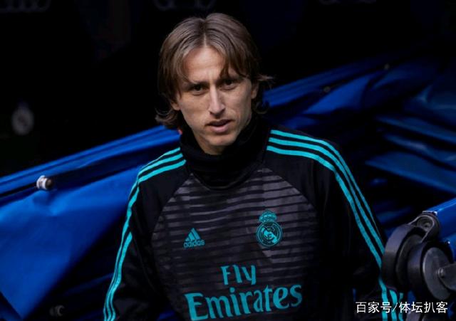 意媒：安古伊萨在喀麦隆国家队中遭遇肌肉受伤